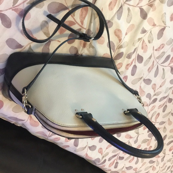 Kate spade hand bag - Picture 3 of 3